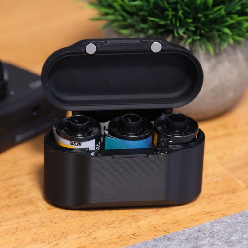 Travel Film Storage Box for 35 - Outdoor Adventure Films recension och pris