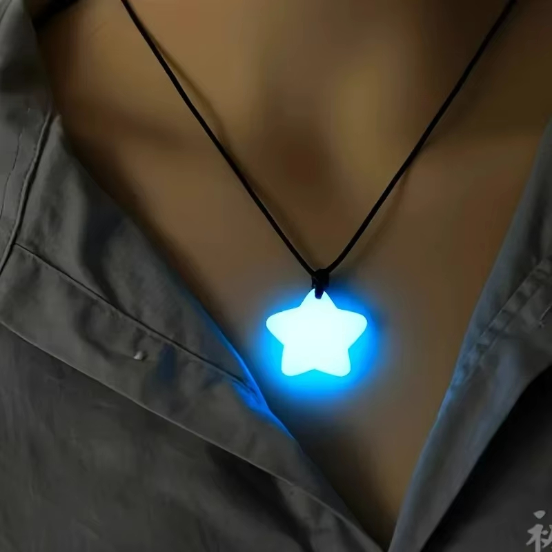 Glow-in-the-Dark Star Lucky Ja - Outdoor Adventure Festival recension och pris